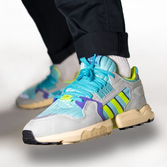adidas Other - adidas ZX Torsion
